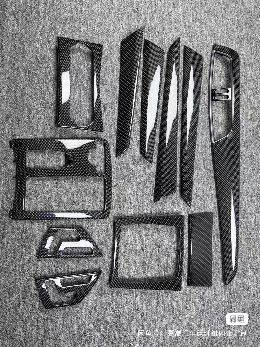 11 piezas de carbono