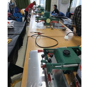 Máquina de Soldadura de Plástico de Alta Frecuencia para Fabricar Impermeables Tipo <span class=keywords><strong>Poncho</strong></span>, Venta al Por Mayor en Línea - Product Image 3