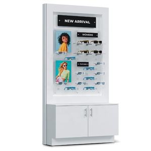 Expositor de Gafas de Sol de Diseño Moderno ARRITEC con Materiales de Madera/Acrílico/Metal/Vidrio - Product Image 3