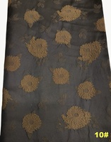 Tissu jacquard brodé 3D en polyester teint en fil de 171 g/m², design personnalisé, tissé sur mesure pour robes de mariée et sacs