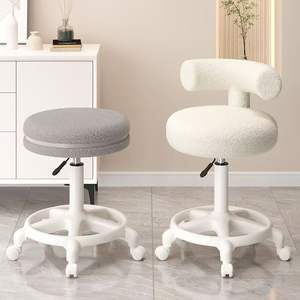 Taburete de Maquillaje de Lana de Cordero con Ruedas, Silla Giratoria Ajustable en Altura, Silla de Maquillaje Moderna - Product Image 1