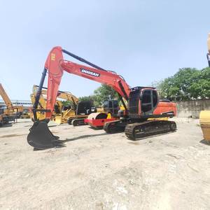 รถขุดตีนตะขาบ Doosan Dx225 มือสอง กำลัง 93 กิโลวัตต์ ความจุบุ้งกี๋ 1.05 ลูกบาศก์เมตร น้ำหนักใช้งาน 21300 กิโลกรัม น้ำหนักเครื่อง 22000 กิโลกรัม มอเตอร์ - Product Image 1