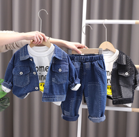 Ensemble de vêtements en jean pour garçons en bas âge, 3 pièces, veste en jean patchwork + t-shirt à imprimé sourire + pantalon de jogging, vêtements décontractés pour enfants, printemps