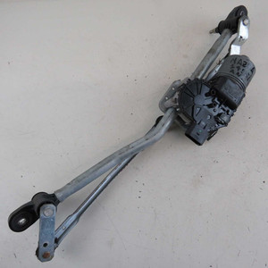 Spazzola Tergicristallo Anteriore 0390241731 per Mazda 3 BK Mk1 2003-2009 Usata (77137) - Product Image 1