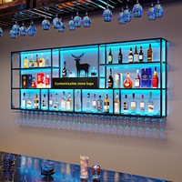 Meuble bar en bois avec étagère à vin murale éclairée pour restaurants, présentoir en fer forgé