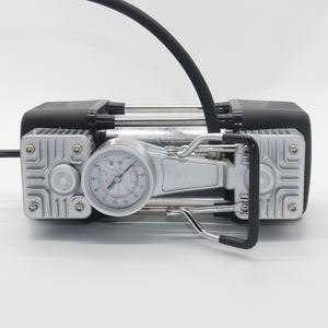 Inflador de neumáticos de doble cilindro de diseño personalizado, <span class=keywords><strong>mini</strong></span> bomba de coche portátil fácil, <span class=keywords><strong>compresor</strong></span> de aire de coche Digital de <span class=keywords><strong>12V</strong></span> - Product Image 5