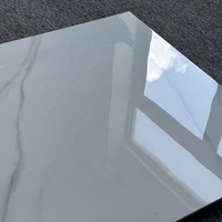 Carrelage de Sol en Porcelaine Blanc Carrare Brillant 60x60 cm (600x600 mm) Effet Marbre pour Salon
