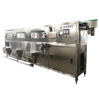 Machine de remplissage d'eau électrique 3 en 1 automatique 500ml bouteille en plastique économie d'énergie équipement de boisson noyau composants de moteur PLC