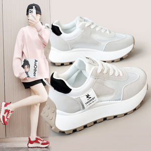 Mocassins de sport décontractés pour femmes, respirants, pour la randonnée et le fitness, avec semelle épaisse et antidérapante, pour le printemps et l'été - Product Image 1