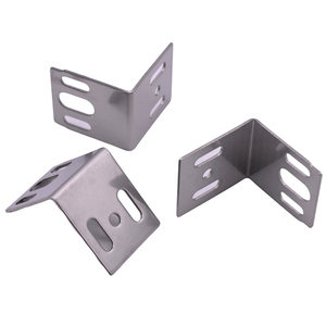 Dịch vụ gia công CNC tùy chỉnh cho độ chính xác 0.001mm tạo mẫu nhanh bằng thép không gỉ hình chữ L đục lỗ góc phay - Product Image 1