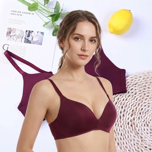 Reggiseno Senza Cuciture e Senza Ferretto per Donne, <span class=keywords><strong>Coppe</strong></span> 3/4 <span class=keywords><strong>Push</strong></span>-<span class=keywords><strong>up</strong></span>, Leggero e Confortevole, Intimo Quotidiano, Reggiseno Imbottito Sottile, Vendita all'Ingrosso - Product Image 1