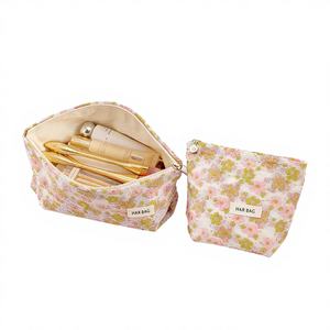 Nouvelle Trousse <span class=keywords><strong>de</strong></span> Maquillage Florale 2026 à Fermeture Éclair, Grande Capacité, Portable, Organisateur <span class=keywords><strong>de</strong></span> <span class=keywords><strong>Voyage</strong></span> pour Femmes, à Tenir à la Main - Product Image 1