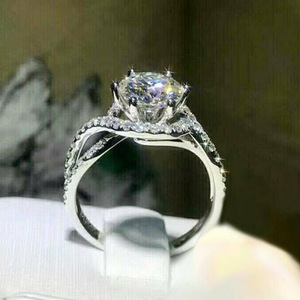 Anello di Fidanzamento a Doppia Fila con Sei Punte e Pavé per Donne, Elegante Gioiello da Matrimonio - Product Image 3