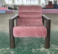 Fauteuil individuel Moontree en bois massif pour salon, moderne, rembourré en tissu velours rose, avec dossier et accoudoirs