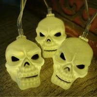 Lumière décorative d'ambiance LED, lumière colorée en forme de crâne blanc, idéale pour la décoration de scène d'Halloween