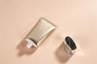 Tube cosmétique ovale plat de 45 mm, 100 à 200 ml, finition brossée horizontale avec bouchon à vis ovale pour les soins de la peau et le toilettage masculin