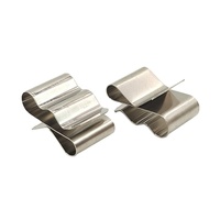 Clip de fixation pour câble photovoltaïque 4 mm² en acier inoxydable résistant aux UV, installation rapide, gestion des câbles, fixation de fils