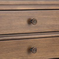 Mesa de Noche de Madera Maciza de 24 Pulgadas de Ancho, Estilo Rústico Natural, Color Marrón Envejecido, Transicional, para Dormitorio, con 2 Cajones