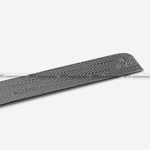 Nouvelle sortie : Paire de protections de seuil de porte en carbone sec OEM avec lettres pour Ferrari F8 – Pièces de rechange pour seuil de porte - Product Image 4