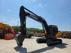 Excavadora de Orugas USADA HYUNDAI HX220S, Modelo 2022, 22 Toneladas, Motor CUMMINS, Motor HYDAC, Bomba de Caja de Cambios y Rodamientos - Product Image 2