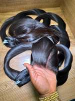 Cabello Remy Rizado Natural de la India sin Procesar del Proveedor, Paquetes de Cabello Humano Natural con Cutícula Alineada de la India, No es un Modelo Permanente