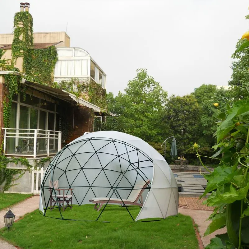 Luxury Hot-selling Outdoor Camping PVC Garden 360 Dome Garden Igloo Reviews
