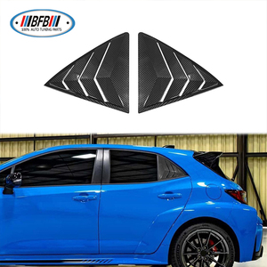 Pour <span class=keywords><strong>Toyota</strong></span> <span class=keywords><strong>Corolla</strong></span> <span class=keywords><strong>GR</strong></span> 2023+ : Aérations latérales de style ajouré en fibre de carbone brillante, 100 % compatibles - Product Image 2