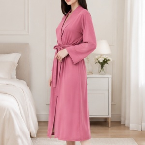 Oferta de Navidad: Bata de Baño Suave para Mujer con Cuello Doblado, Bata de Modal Cómoda y Suave para Regalo Navideño - Product Image 2