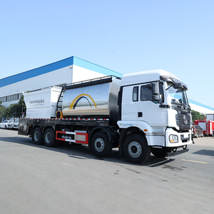 Camion de finition routière Shacman 8m³ pour asphalte et 12m³ pour gravier, avec système de pulvérisation de bitume synchrone - Product Image 2