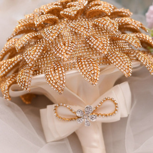Nouveaux bouquets de mariage en champagne, roses en soie avec cristaux et perles, fleurs artificielles pour mariée et demoiselles d'honneur, bouquet de mariée fait main - Product Image 6