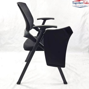 Chaise de bureau pliable en acier avec tablette d'écriture amovible, noire, ergonomique, pour réunions et formations - Product Image 3