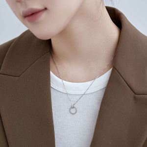 Collar con Colgante Dylam, Diseño de Luna Creciente Abierta, Chapado en Oro de 18K, Joyería Sencilla y Elegante para Mujer, Regalo - Product Image 4