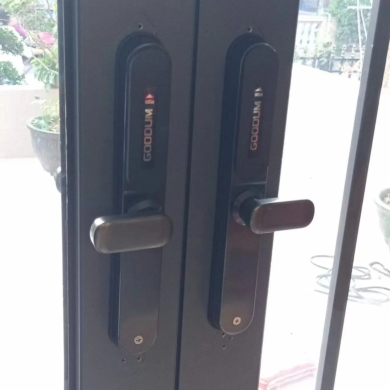 European standard Aluminium digital fingerprint smart door lock