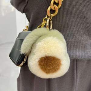 Porte-clés et mousquetons promotionnels haut de gamme très demandés, mousquetons et ornements de sac en peluche mignons en poils de lapin Rex, style 'Net Red' et en forme d'avocat - Product Image 6
