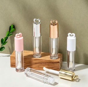 Tubos de Brillo Labial de Plástico Transparente con Logotipo Personalizado, Lindos y con Tapa de Rosca para Empacar Bálsamo Labial, 4.5ml - Product Image 2