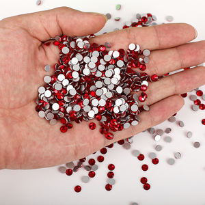 Venta al por mayor de pedrería termoadhesiva 3D de base plana SS10-SS30, cristales de vidrio a granel para apliques en vestidos y accesorios de bikini para mujer - Product Image 3