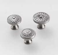 Boutons d'armoire en laiton massif Offre Spéciale Nickel brossé Poignées de tiroir de garde-robe et poignées Bouton de meuble