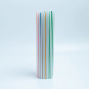 Paille en plastique Offre Spéciale, pailles à boire jetables durables pour smoothies, thé à bulles et boissons gazeuses - Product Image 1
