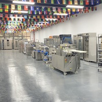Ligne de production de baguettes personnalisable à haut rendement Four 380V Garantie d'un an à nettoyage facile avec rendement élevé pour les fruits de maïs