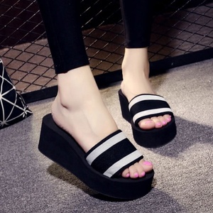 Nouvelles sandales d'été coréennes pour femmes à bout ouvert en mousse, à talon ultra-haut et plateforme, avec semelles compensées épaisses, intemporelles et tendance, chaussures de mariage - Product Image 6