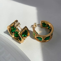 Bijoux élégants tendance européens et américains, boucles d'oreilles en forme de cœur plaquées or, accessoires pour femmes