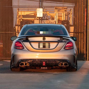 Para <span class=keywords><strong>mercedes</strong></span>-<span class=keywords><strong>benz</strong></span> W205 <span class=keywords><strong>C63</strong></span> S <span class=keywords><strong>Amg</strong></span>, Kit de carrocería forjada, parachoques de coche, difusor de labio delantero, faldón lateral, cubierta de espejo retrovisor, alerón - Product Image 2