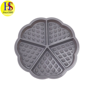 Chine Fabricant Silicone Moule À Gaufre Coeur Triangle Silicone Tarte Partie Moule - Product Image 2