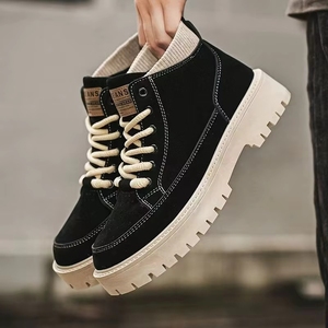 Sepatu Boots Pria Model Retro Inggris Terbaru untuk Musim Gugur, Desain High Top dengan Tali, Cocok untuk Aktivitas Luar Ruangan, Santai, dan Berjalan, dengan Sol Platform yang Tinggi. - Product Image 2