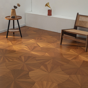 Parquet de Nogal Multicapa de 15 mm, Grado ABC, Raspeado a Mano, Uniformidad en Grandes Áreas, Sin Formaldehído, para Comedor - Product Image 2