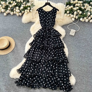 Robe d'été décontractée à pois sans manches et cintrée pour femme, sensation premium - Product Image 5