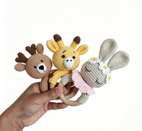 Boneka Kelinci Amigurumi Rajutan Tangan yang Menggemaskan, Terbuat dari Katun & Kayu Beech, Mainan Lunak Berbunyi untuk Kerajinan Anak & Hadiah