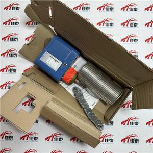 ยอร์ค 270XT-95008 ตัวป้องกันเทอร์โมสตัทเครื่องปรับอากาศพร้อมฟังก์ชั่นสัมผัสหน้าจอ LCD ความละเอียด 320x240 - Product Image 2