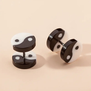 Pendientes de acrílico con forma de disco redondo, patrón Bagua en blanco y negro, joyería unisex - Product Image 1