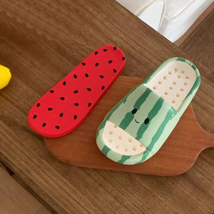 XIXITIAO Ciabatte Estive a Forma di Anguria per Ragazze, Scarpe Antiscivolo per Doccia e Piscina, Morbide Pantofole EVA da Esterno con Solette Rimovibili - Product Image 5